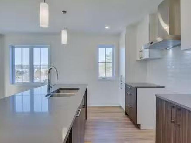 Apartment for rent in Laurentides, Quebec