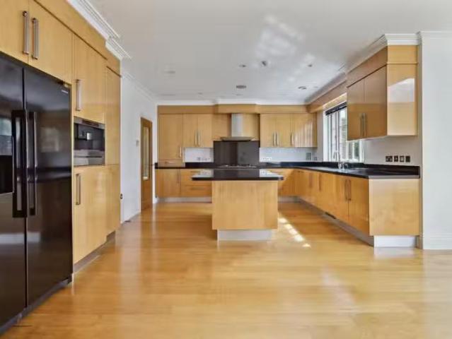 House for rent in Blackhills, Surrey