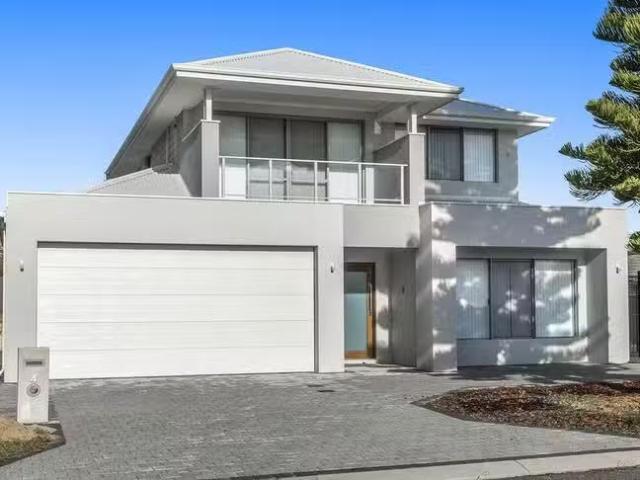 House for rent in Secret Harbour, Western Australia