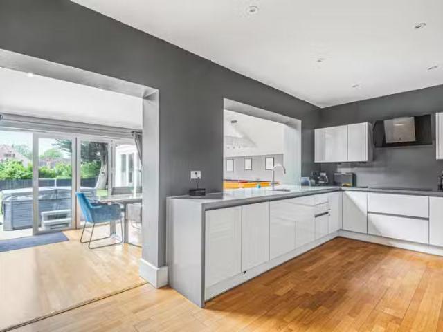 House for rent in Keston Mark, Cat Hill