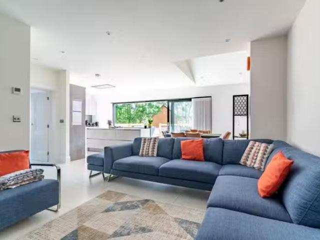 House for rent in St Albans, Five Acres