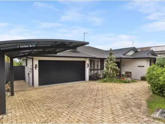 House for rent in Glenhaven, Sydney