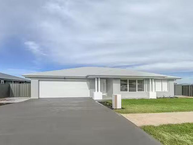 House for rent in Caerleon, New South Wales