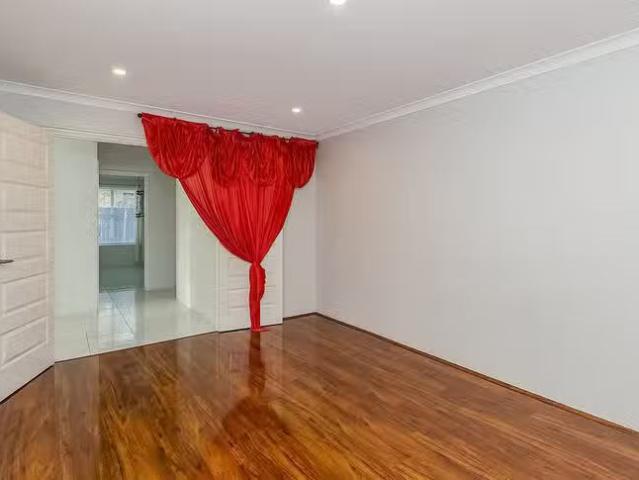 House for rent in Landsdale, Western Australia