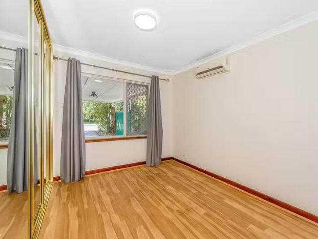 House for rent in Shelley, Western Australia