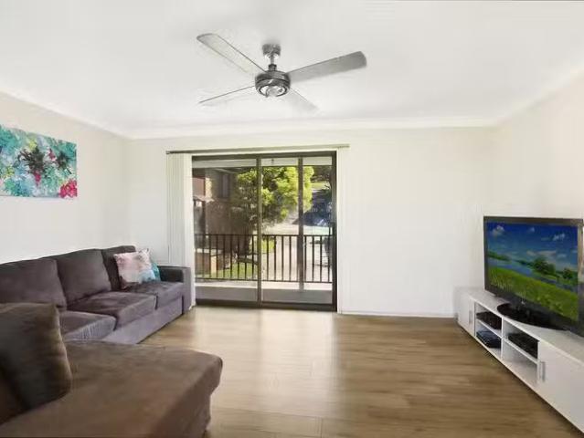 House for rent in Wollongong West, New South Wales