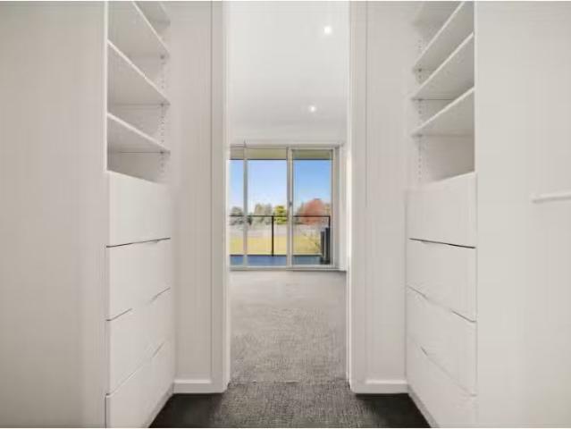 Apartment for rent in Forrest, Australian Capital Territory