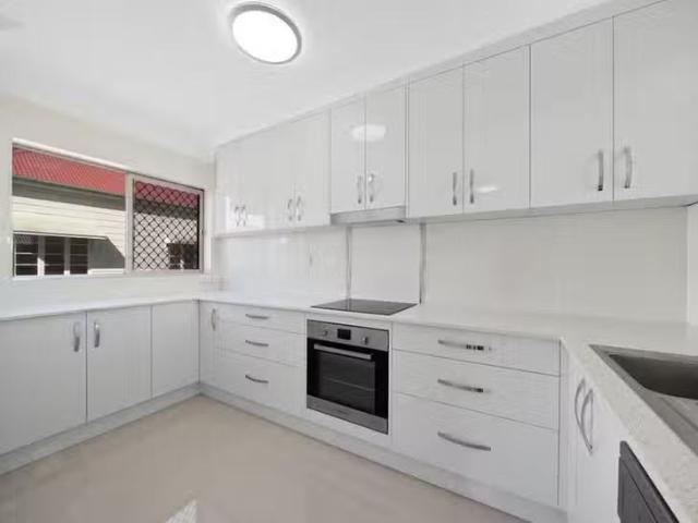 Apartment for rent in Toombul, Queensland