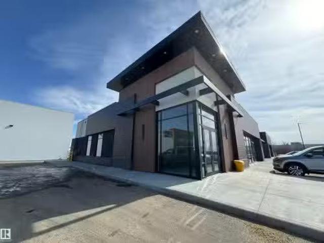 House for rent in Pylypow Industrial, Edmonton
