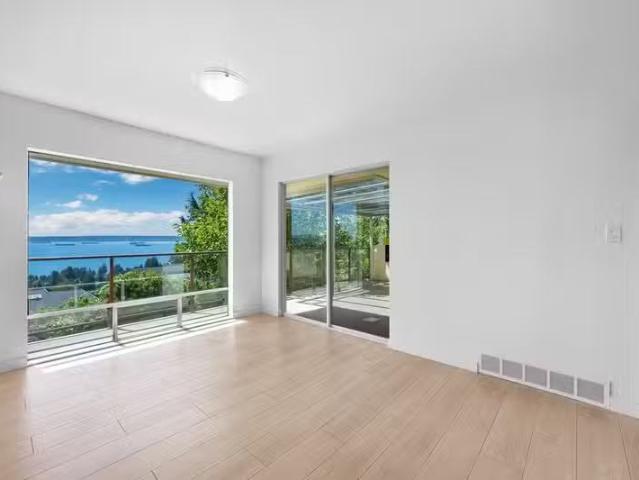 Condo for rent in West Vancouver, British Columbia