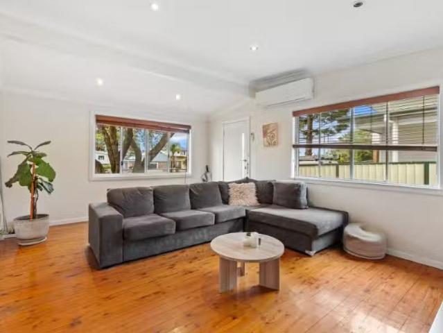House for rent in Long Jetty, New South Wales