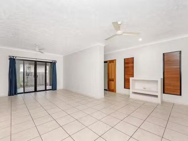 House for rent in Kirwan, Queensland