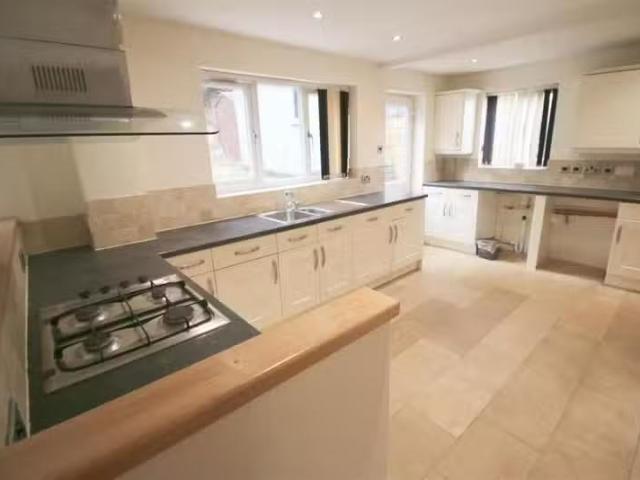 House for rent in Huntington, Cheshire