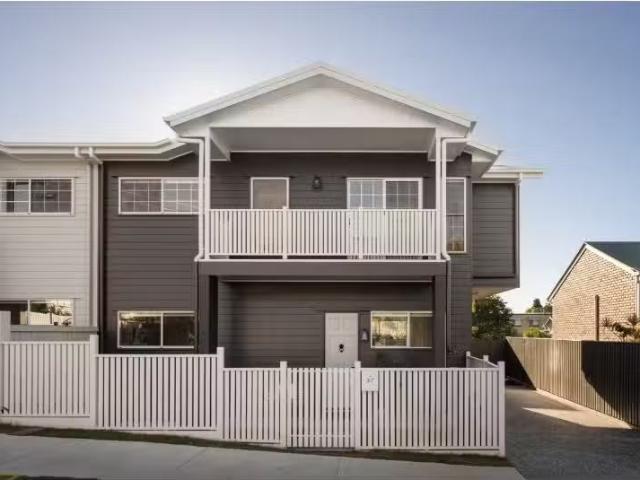 Condo for rent in Toombul, Queensland