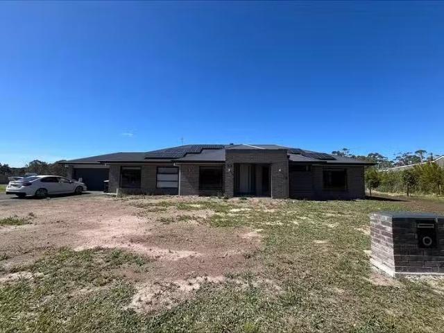 House for rent in Rosedale, Victoria