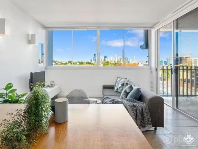 Apartment for rent in Toombul, Queensland