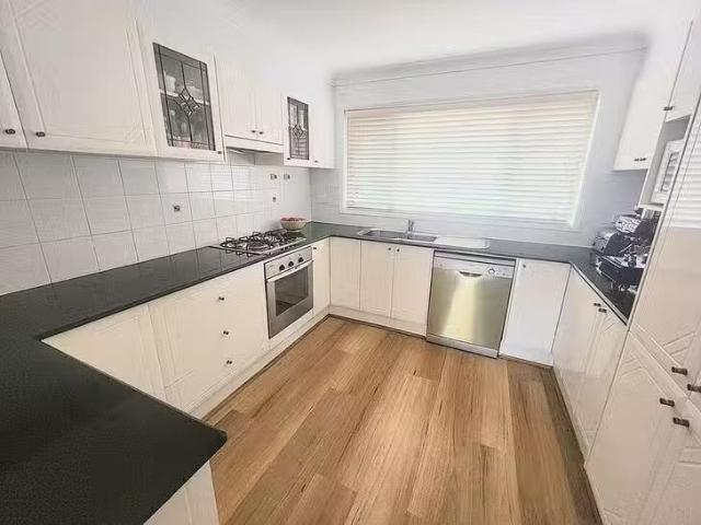 House for rent in Wollongong West, New South Wales