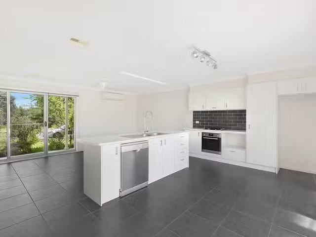 House for rent in Franklin, Australian Capital Territory