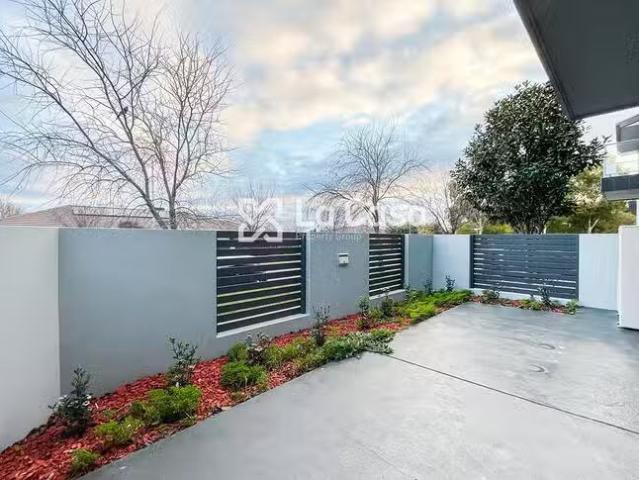 House for rent in Cloverdale, Western Australia