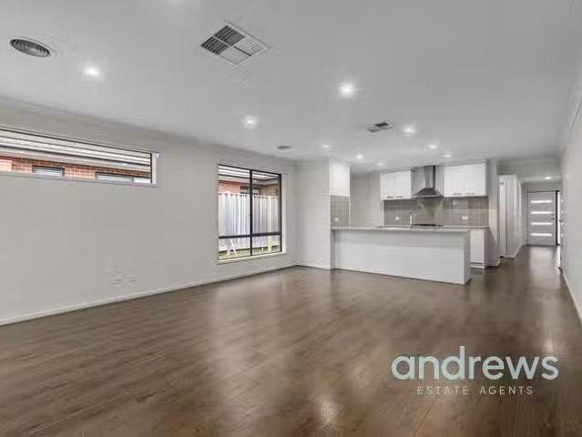 House for rent in Leopold, Victoria