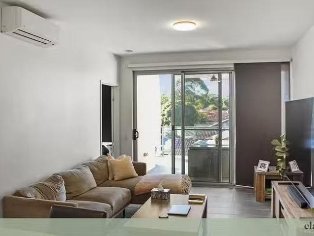Apartment for rent in Toombul, Queensland