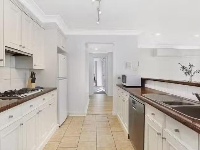 Apartment for rent in Wollongong West, New South Wales