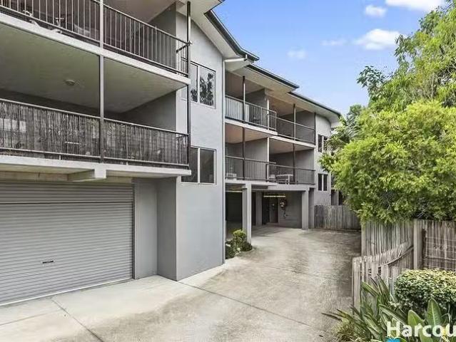 Apartment for rent in Toombul, Queensland