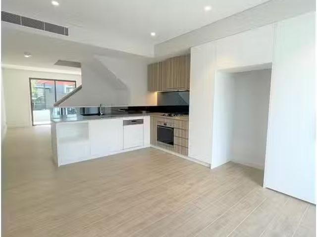Condo for rent in Sydney, New South Wales