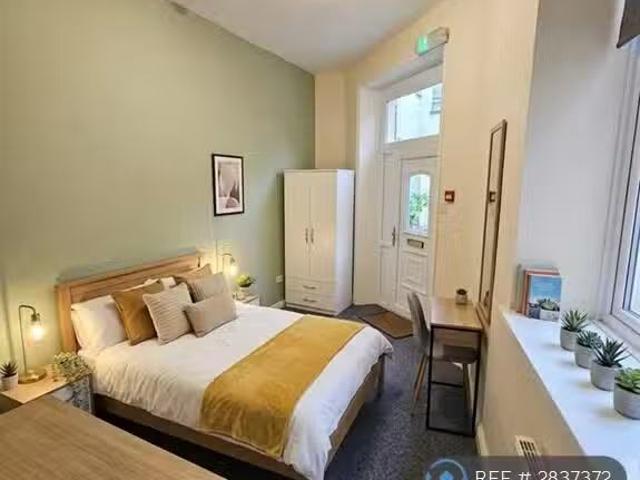 House for rent in Hillhouse, Huddersfield