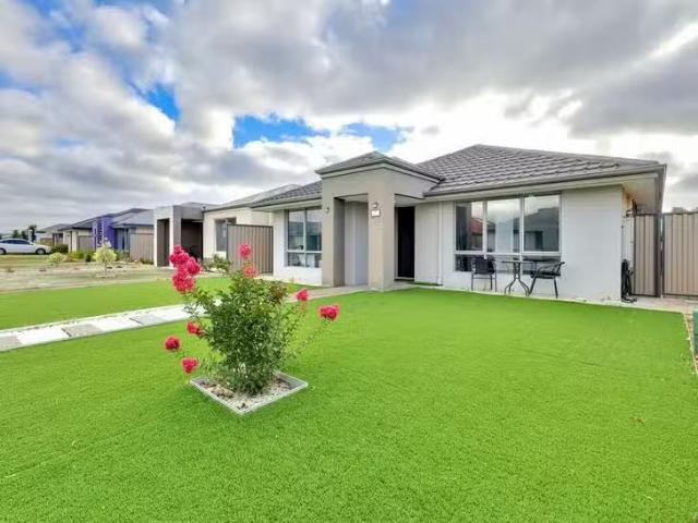 House for rent in Piara Waters, Western Australia