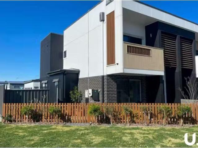 Condo for rent in Sydney, New South Wales
