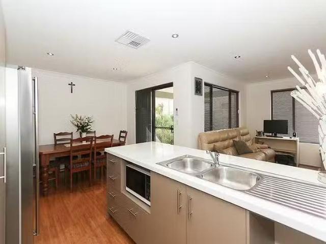 House for rent in Aubin Grove, Western Australia