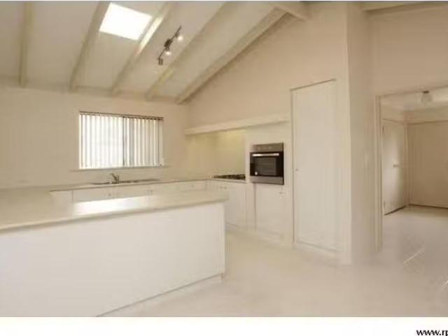 House for rent in Forrestfield, Western Australia