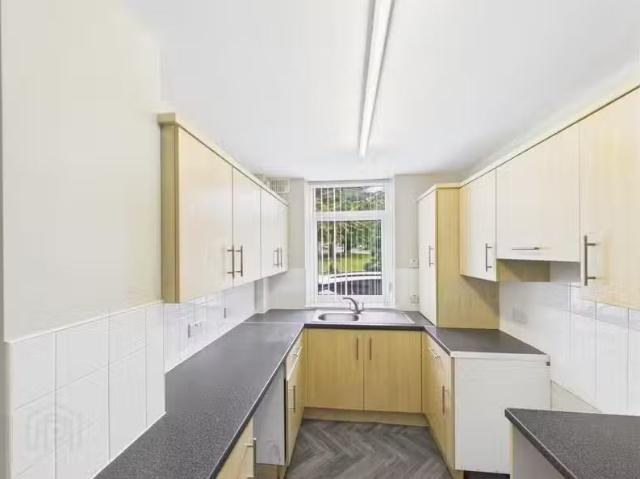 Apartment to rent in Gorteeny, Connacht