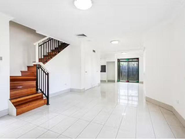 Condo for rent in Sydney, New South Wales