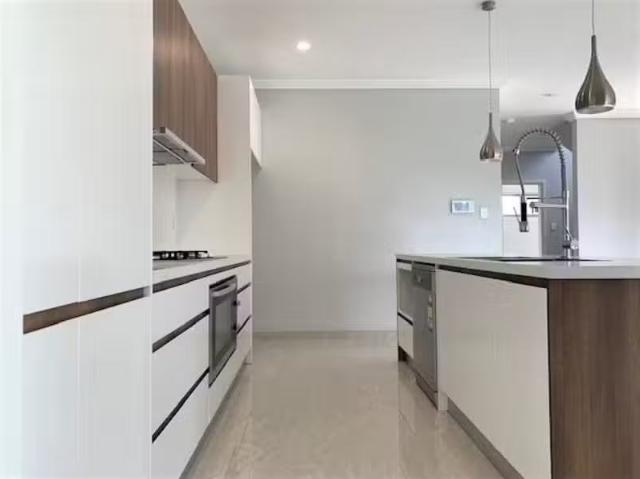 Condo for rent in Sydney, New South Wales