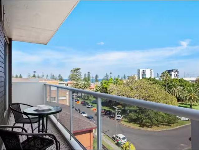 Apartment for rent in Wollongong West, New South Wales