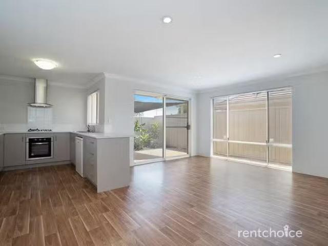 House for rent in Golden Bay, Western Australia