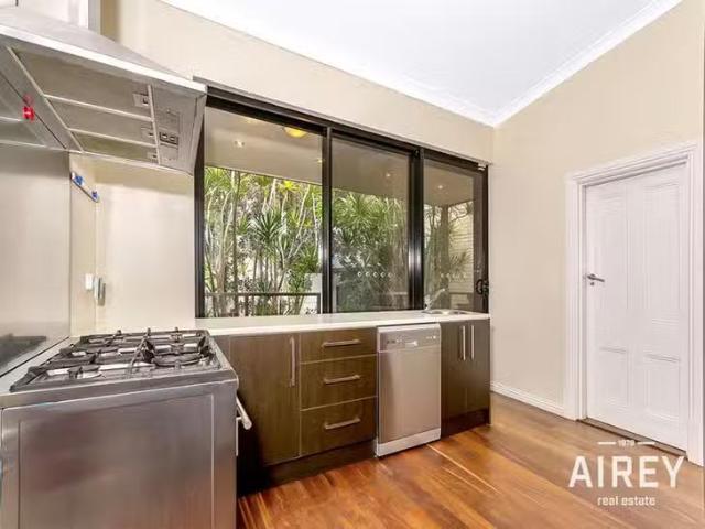 House for rent in Cockburn, Western Australia