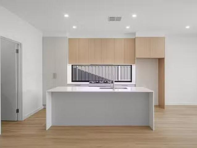 House for rent in West Wodonga, Victoria