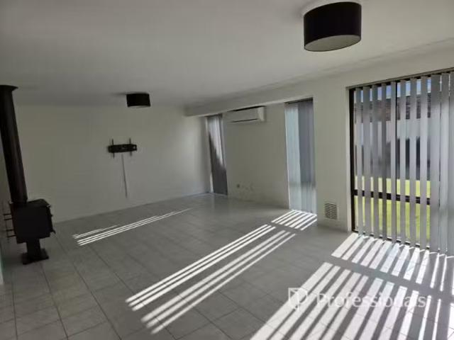 House for rent in Burekup, Western Australia