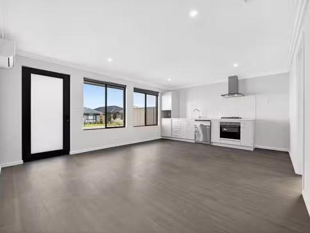 House for rent in Parklands, Western Australia
