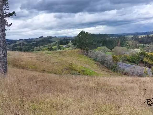 House for sale in Paparoa, Northland