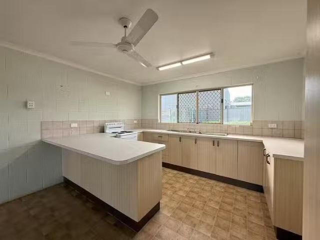 Apartment for rent in Tablelands, Queensland