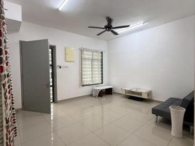 Terraced House for rent in Bandar Baru Permas Jaya, Kampung Senibong