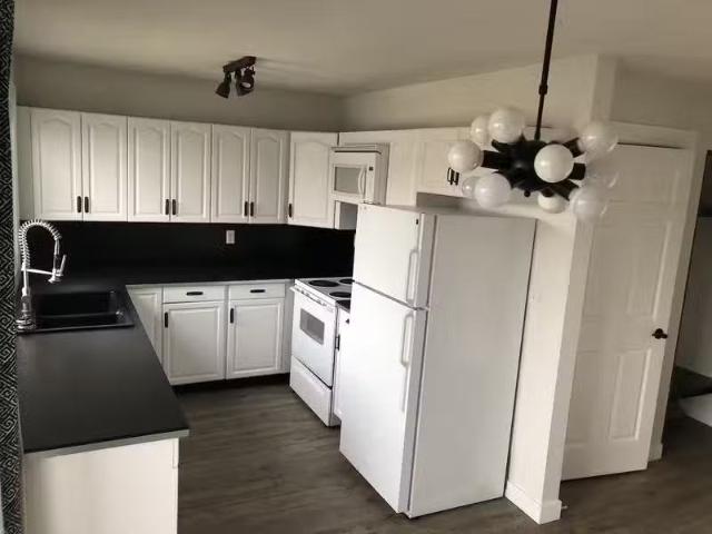 Condo for rent in Wedgewood, Alberta