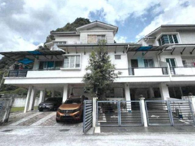 Townhouse for sale in Batu Caves, Majlis Perbandaran Selayang
