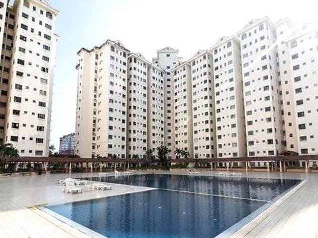 Condominium for sale in Petaling Jaya, Petaling