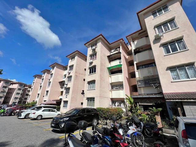 Apartment for sale in Langat, Selangor