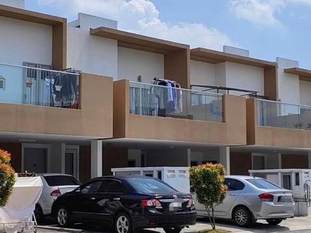 Townhouse for sale in Tanjong Sepat, Selangor